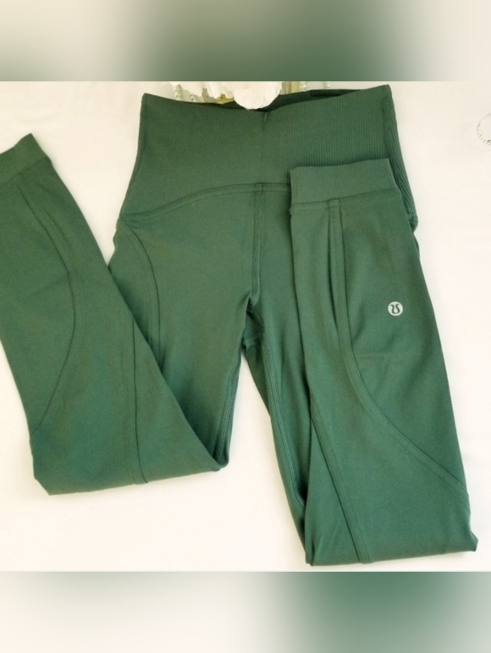 lululemon athletica Green Train Free HR Crop Leggings